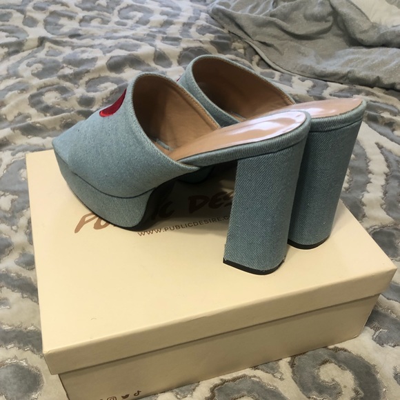 Brand new ! Women’s size 9 runs true to size very comfortable! - Picture 2 of 3